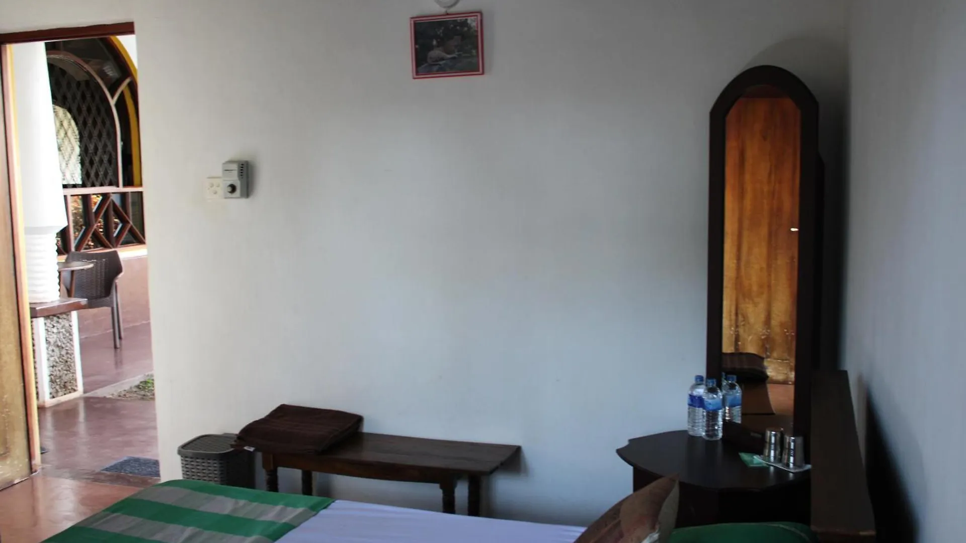 Olideb Gedara Hotel Negombo Guest house