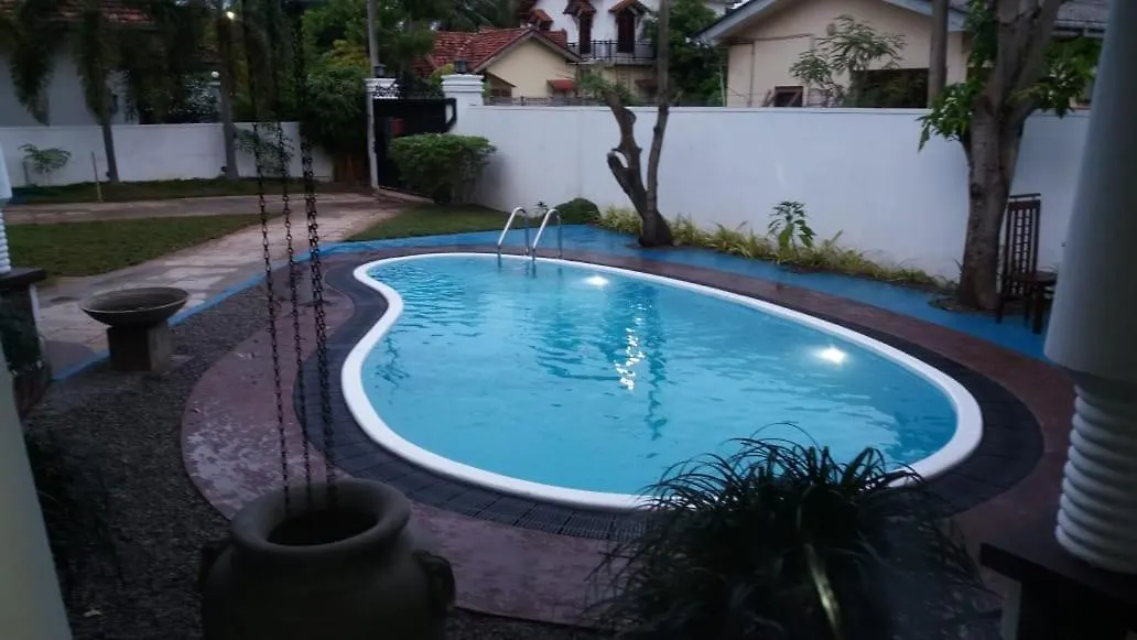 Guest house Olideb Gedara Hotel Negombo
